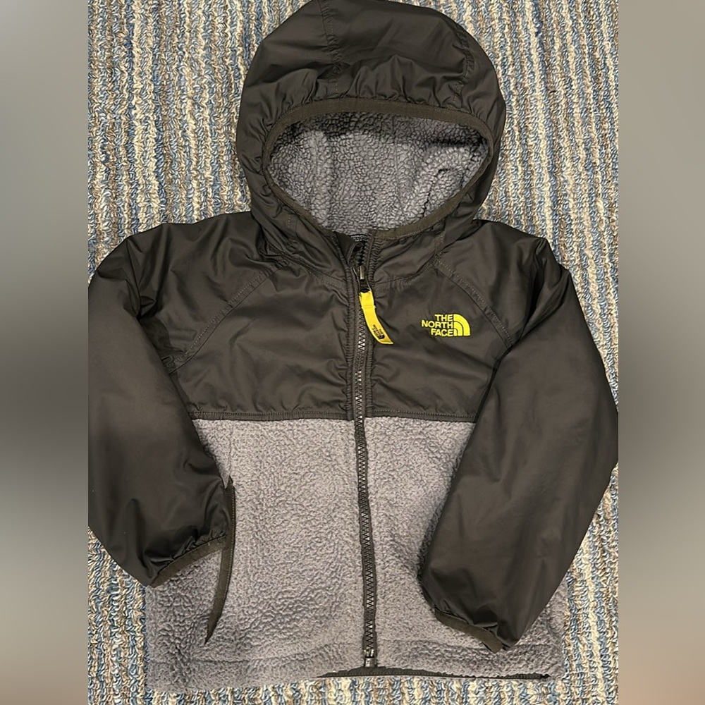 The North Face Black and Gray Full Zip Hooded Fleece Size 3T